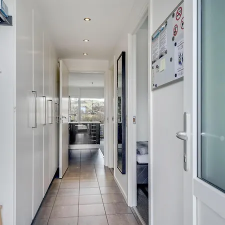 Daire Paen Beliggende I Stuen Sj3118 Henne Strand
